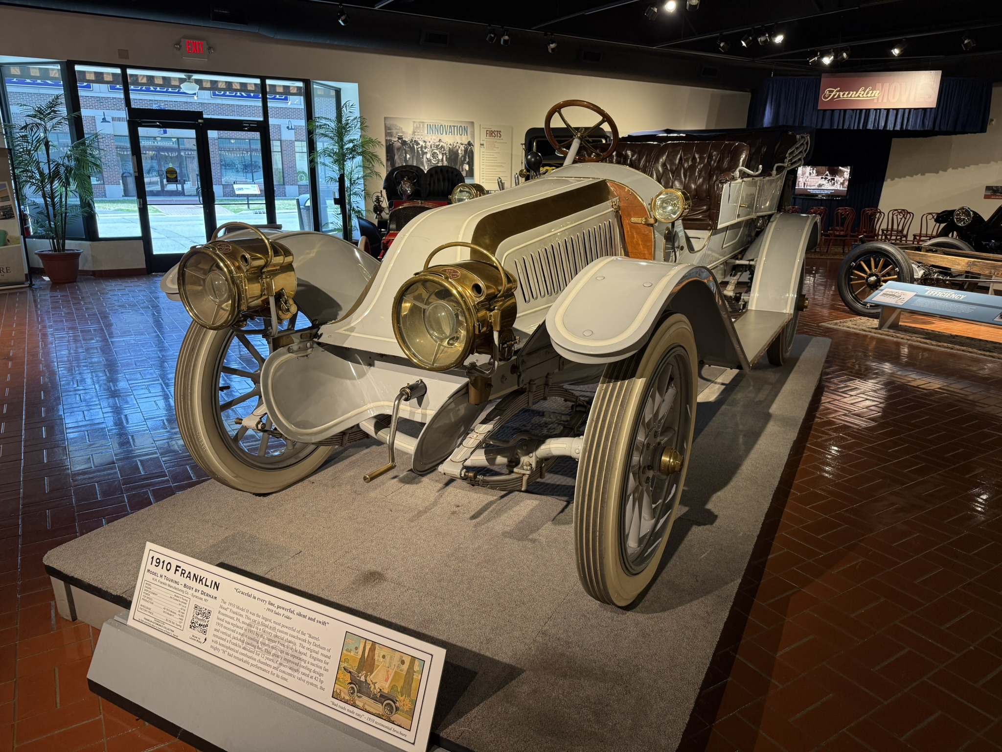 1910 Franklin Model H Touring, barrel hood